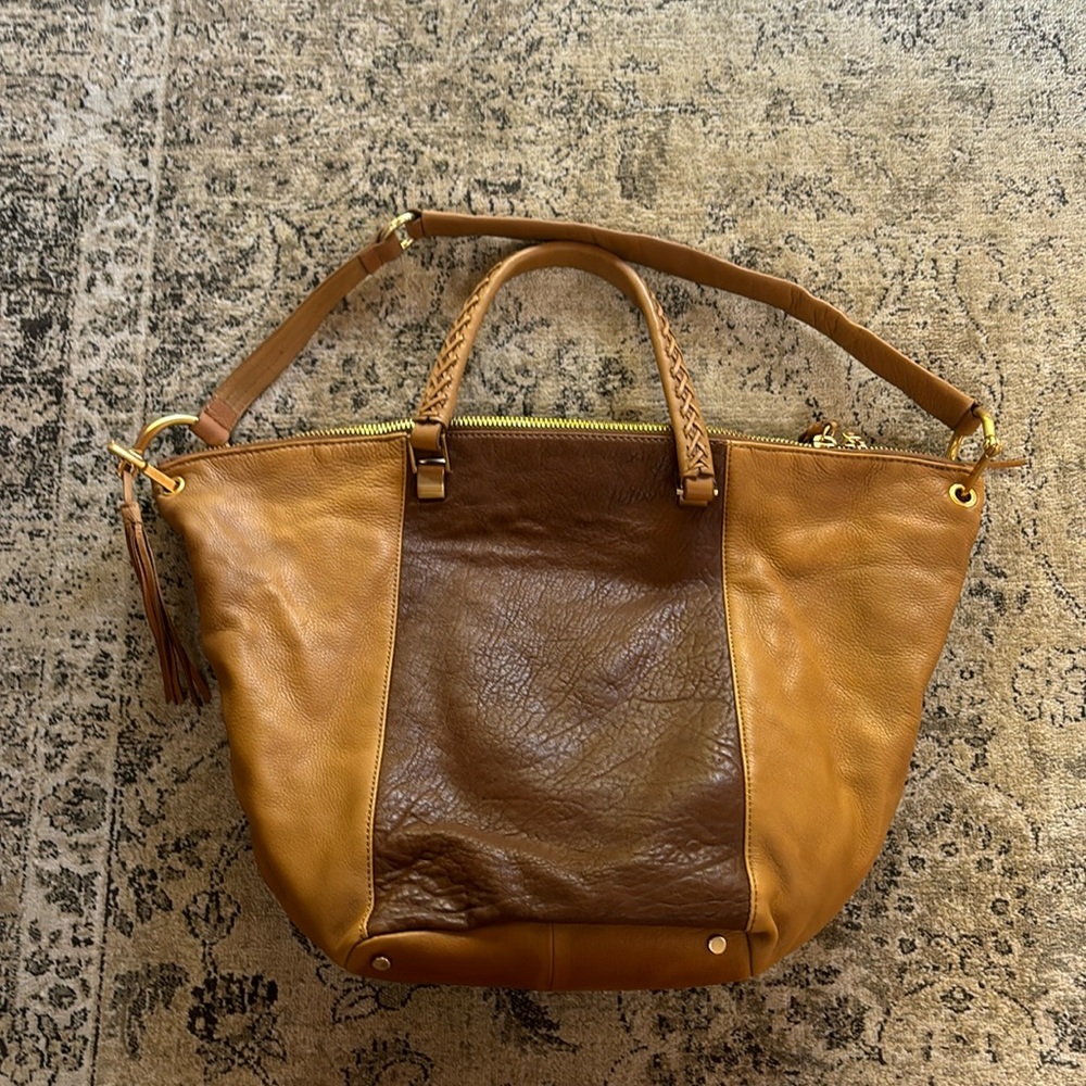 NWOT Kelsi Dagger purse